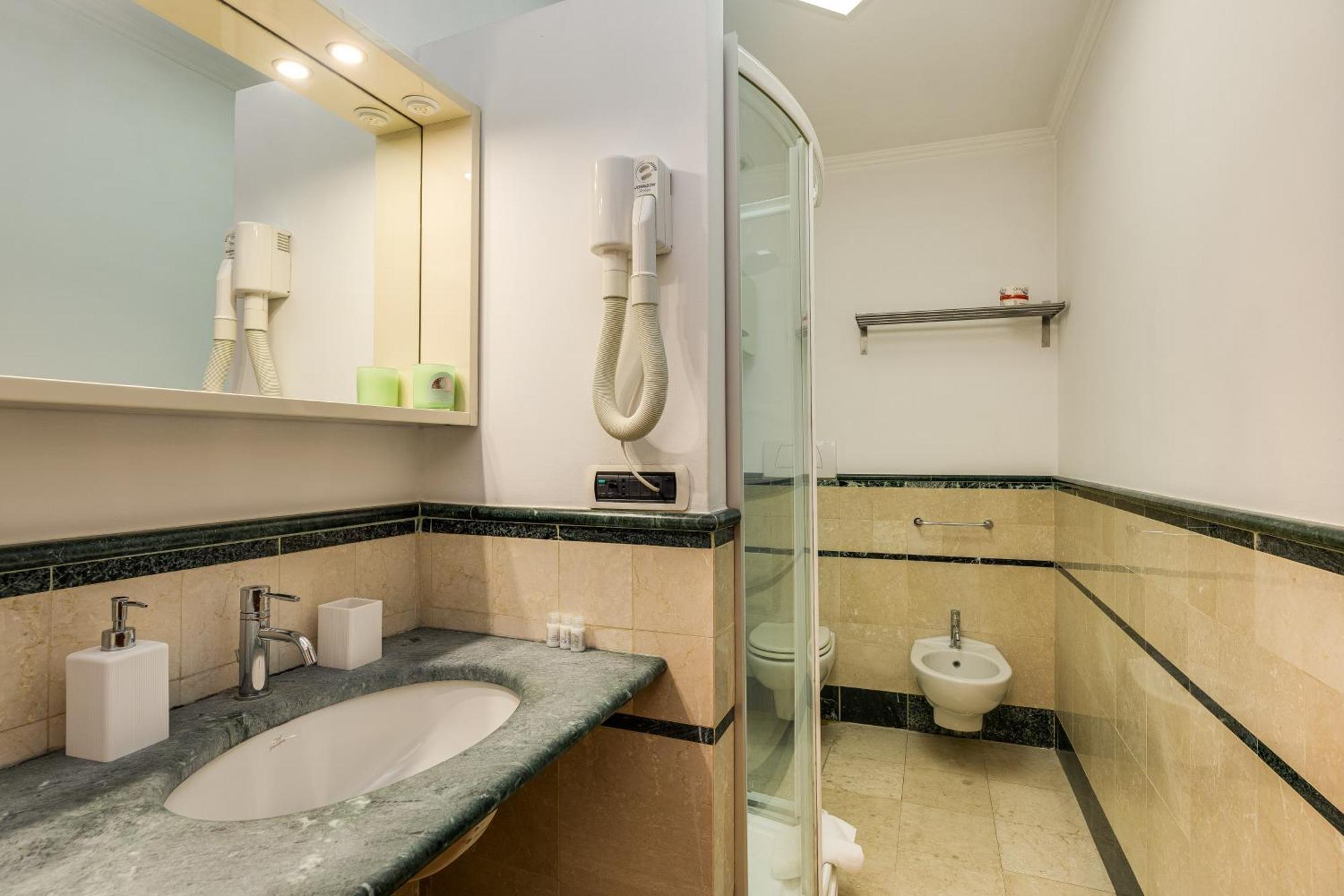 Colosseum Sweet Life Apartment Rome Exterior photo